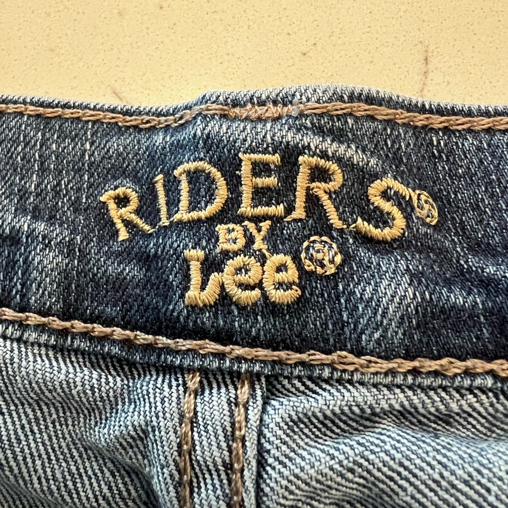 Riders by Lee Womenβs 2X Cropped Jeans β Dark Wash ππ - Picture 5 of 11